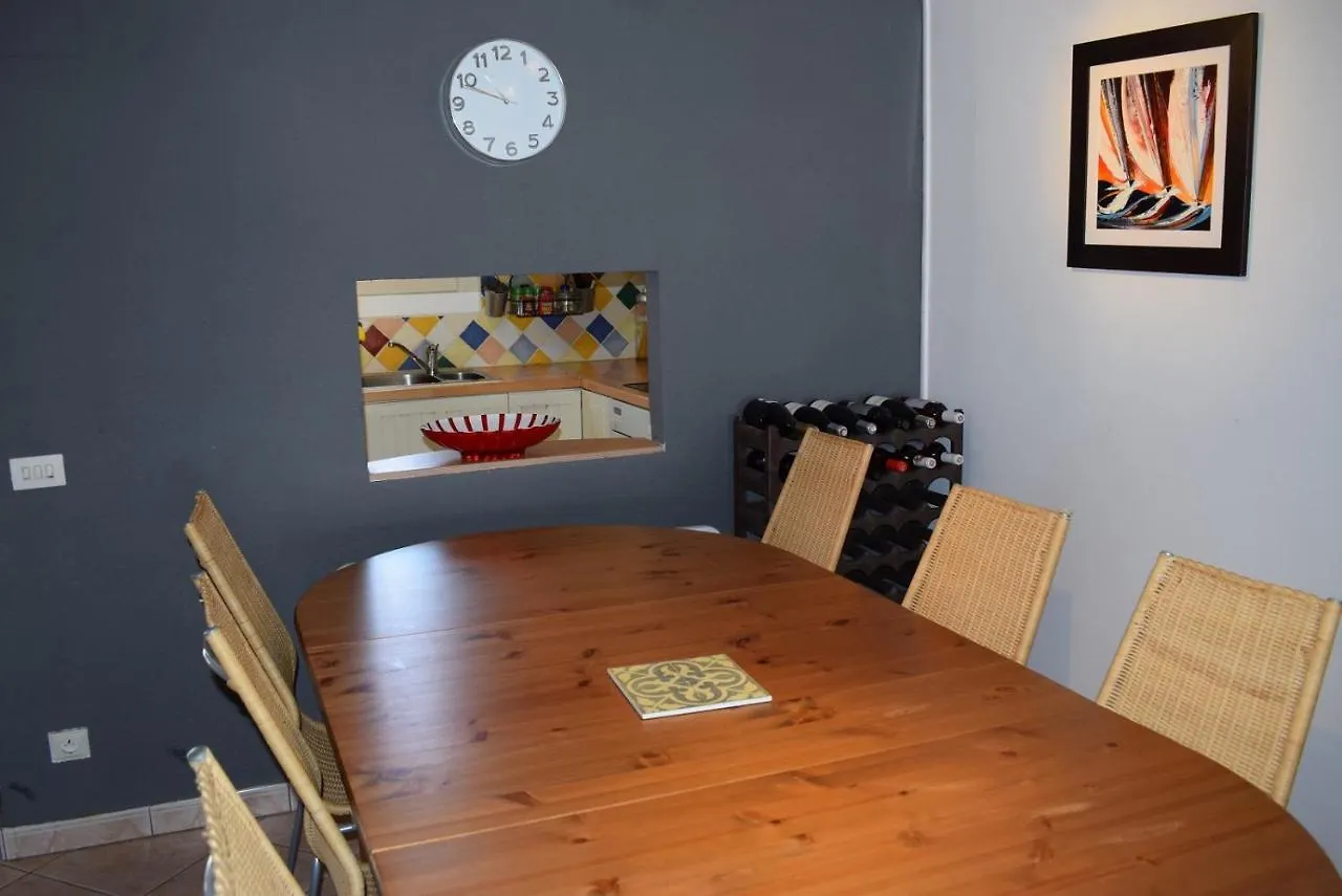 Holiday home 395-Casa Canal 4 Dormitorios Empuriabrava